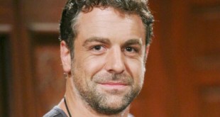 CHRIS MCKENNA intepreta il medico di Katie - anticipazioni Beautiful