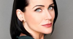 Quinn (Rena Sofer)