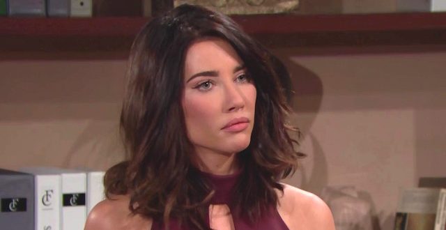 Jacqueline MacInnes Wood interpreta Steffy Forrester in Beautiful