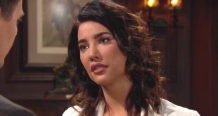 Jacqueline MacInnes Wood (Steffy)