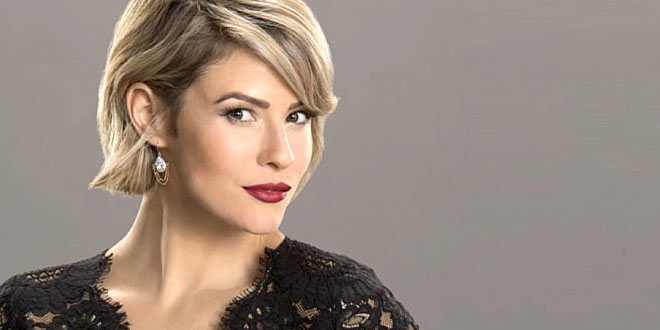 Linsey Godfrey (Caroline)