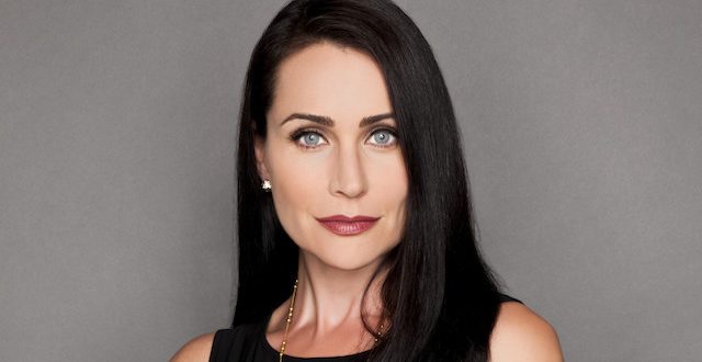 RENA SOFER (Quinn) / Beautiful