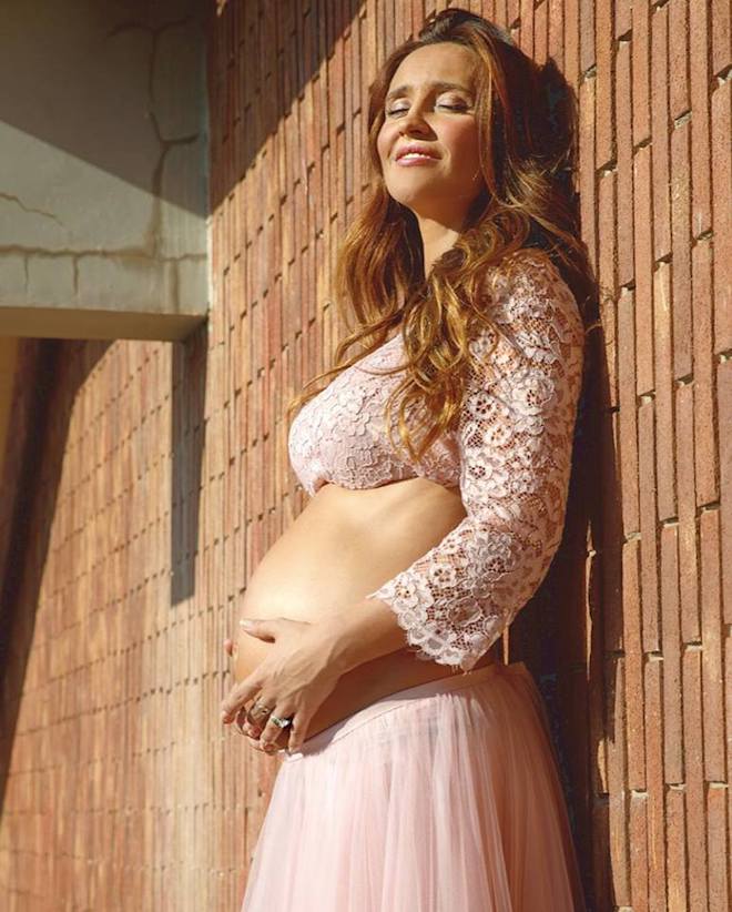 Ilenia Lazzarin incinta / Foto da Facebook