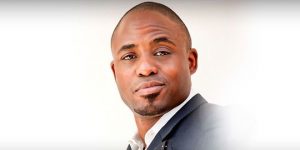 WAYNE BRADY è il dottor Buckingham a Beautiful