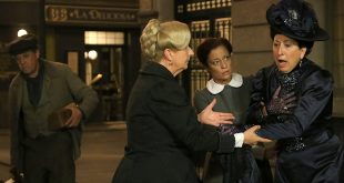 Susana, Carmen e Ursula / Una vita (foto copyright: MEDIASET e BOOMERANG TV)