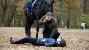 Franzi ha un incidente a cavallo, Tempesta d'amore © ARD Christof Arnold