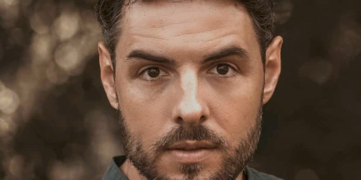 Un Posto al Sole, Erik Tonelli a TvSoap: “Leonardo è un uomo enigmatico, avrà ancora delle scene toccanti che faranno discutere” Un Posto al Sole, Erik Tonelli a TvSoap: “Leonardo è un uomo enigmatico, avrà ancora delle scene toccanti che faranno discutere”