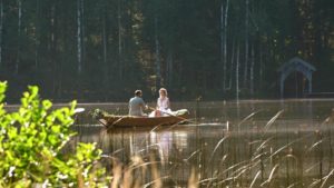 Florian e Maja vanno in barca al ricevimento, Tempesta d'amore © ARD Christof Arnold