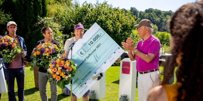 Gerry vince il torneo di golf, Tempesta d'amore © ARD Christof Arnold