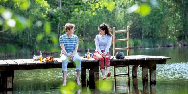 Gerry e Shirin al lago, Tempesta d'amore © ARD Christof Arnold (1)