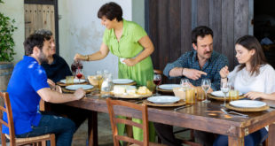 Famiglie Altieri - Del Bue / Un posto al sole