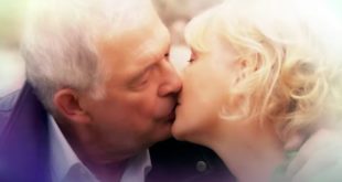 Andre e Helene si baciano, Tempesta d'amore © ARD (Screenshot)
