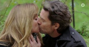 Ariane e Karl si baciano, Tempesta d'amore ARD (Screenshot)