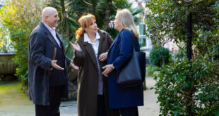 Luca De Santis, Giulia e Ornella / Un posto al sole (foto RAI)