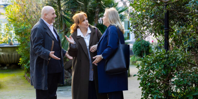 Luca De Santis, Giulia e Ornella / Un posto al sole (foto RAI)