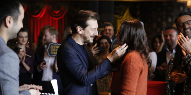 Faruk e Zeynep / My home my destiny (foto Mediaset)