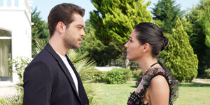 Demir e Selin / Everywhere i go (foto Mediaset)