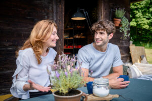 Alexandra e Noah / Tempesta d'amore (foto Mediaset)