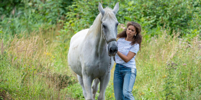 Ana / Tempesta d'amore (foto Mediaset)