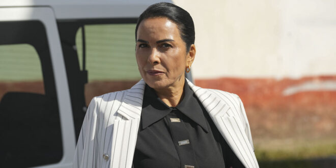 Mualla / Tradimento (foto Mediaset)