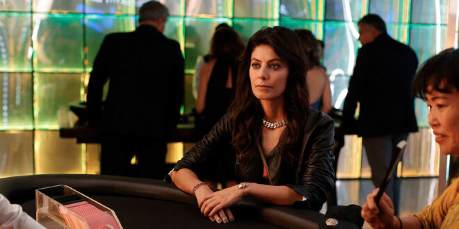 Doppio gioco / Alessandra Mastronardi (foto Mediaset)