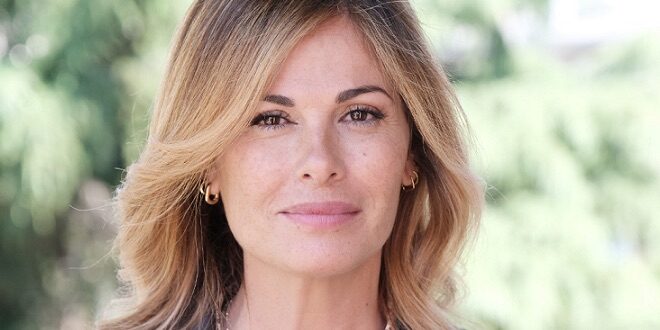 Vanessa Incontrada è ERICA / Foto Mediaset