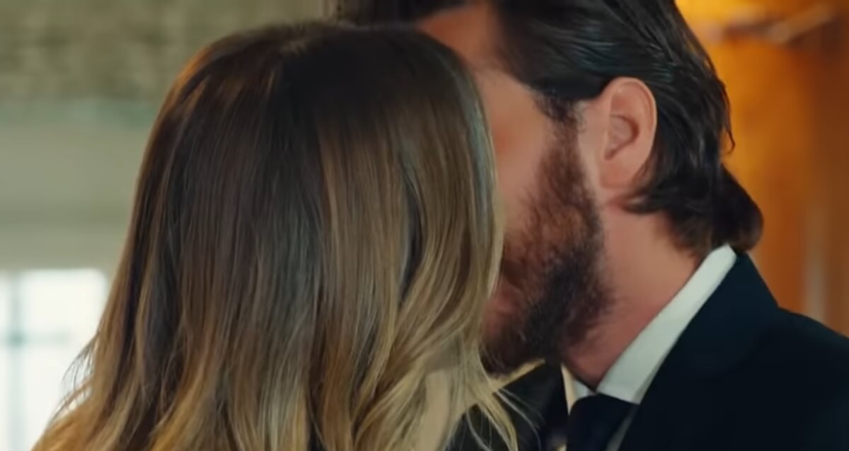 Forbidden Fruit (Yasak Elma): Yildiz cede al fascino di Kemal, ma il futuro della loro relazione è tutt'altro che certo! Anticipazioni esclusive