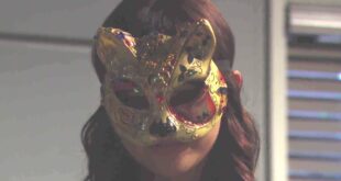 Luna (in maschera) / Beautiful
