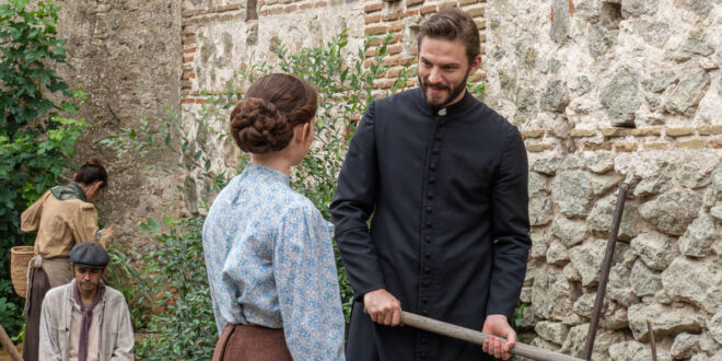 Padre Samuel / La promessa (foto Mediaset)