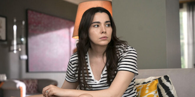 Oylum / Tradimento (foto Mediaset)