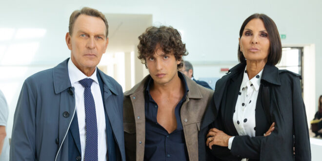 Roberto, Vinicio e Marina / Un posto al sole (foto RAI)