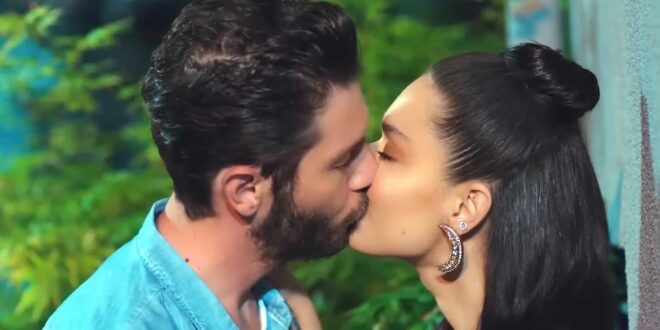 Caner e Zehra / Forbidden fruit