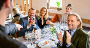 Scena di Tempesta d'amore (foto Mediaset)