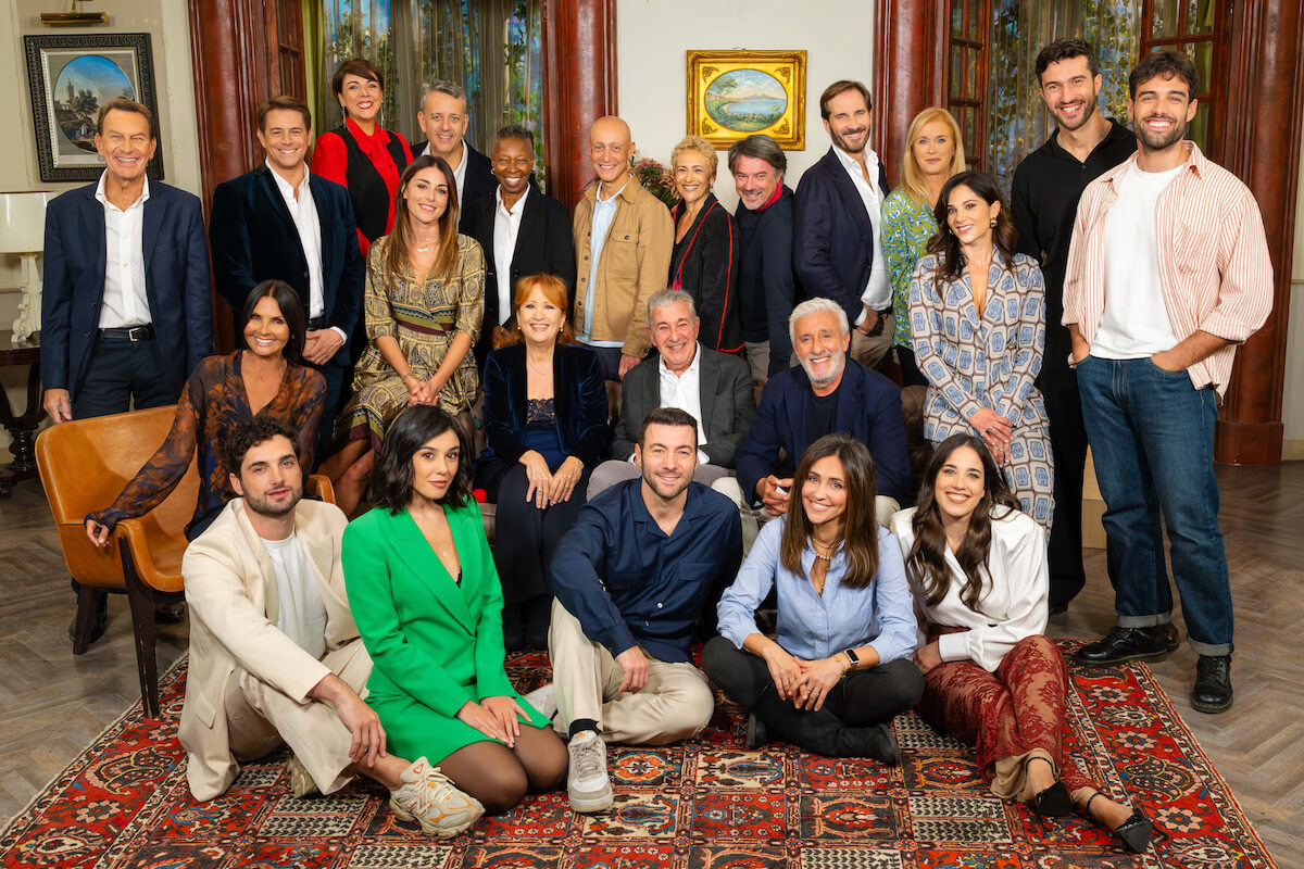 Whoopi Goldberg + cast fisso di Un posto al sole