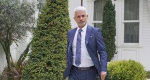 Halit / Forbidden fruit (foto Mediaset)