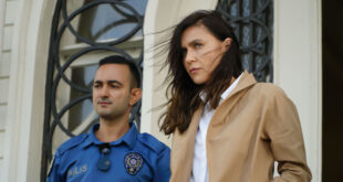Ender / Forbidden fruit (foto Mediaset)