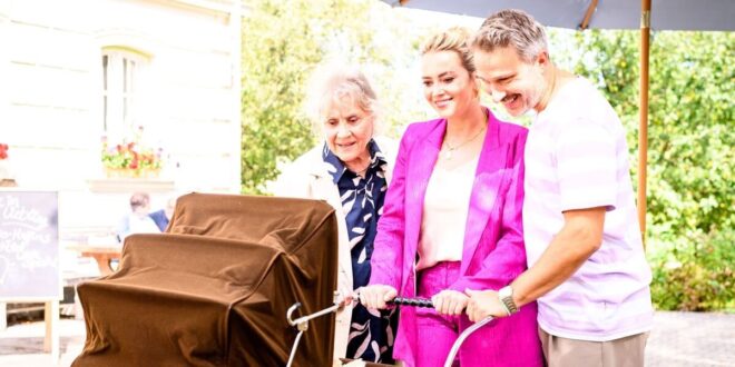 Hildegard, Greta e Miro / Tempesta d'amore (foto Mediaset)