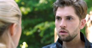 Larissa e Henry / Tempesta d'amore (screenshot)