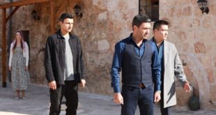 Sahin, Cihan e Kaya / Far away (foto Mediaset)
