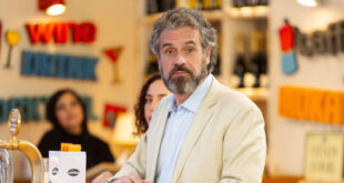 Mauro Mercatali è VANNI a Un posto al sole (foto RAI)